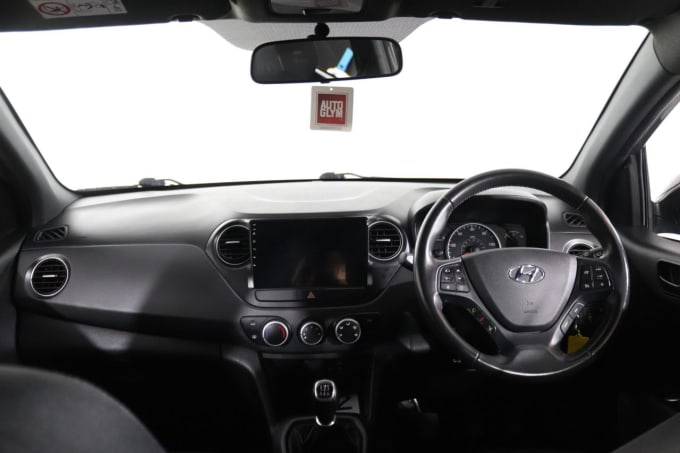 2025 Hyundai I10
