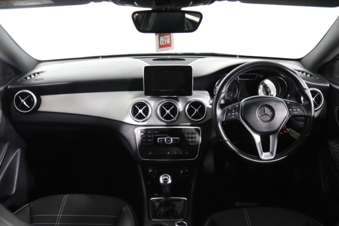 2025 Mercedes-benz Cla