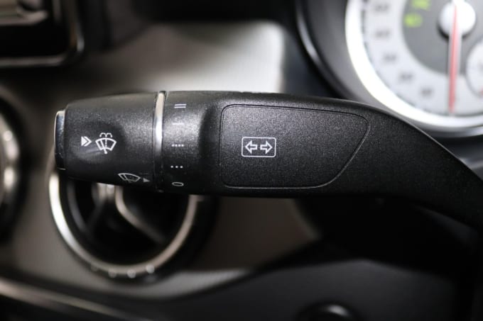 2025 Mercedes-benz Cla