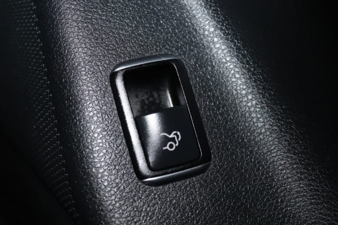 2025 Mercedes-benz Cla