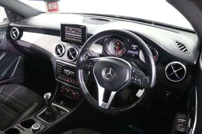 2025 Mercedes-benz Cla