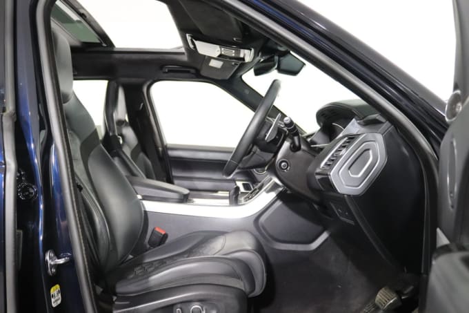 2025 Land Rover Range Rover Sport