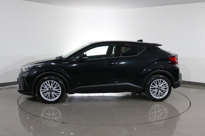 2025 Toyota C-hr