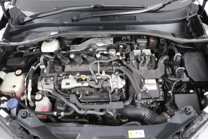 2025 Toyota C-hr