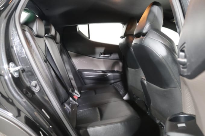 2025 Toyota C-hr