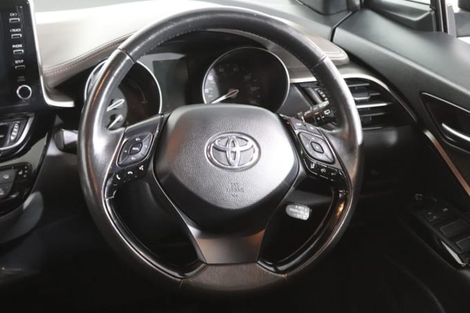 2025 Toyota C-hr