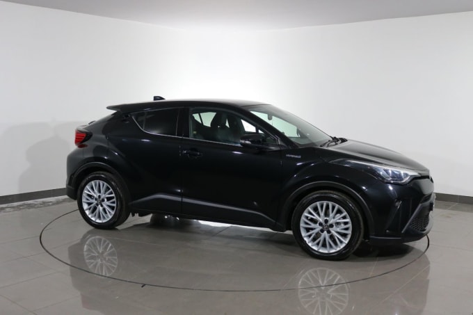 2025 Toyota C-hr