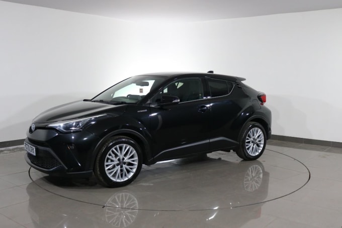 2025 Toyota C-hr
