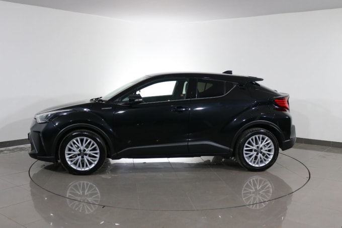 2025 Toyota C-hr