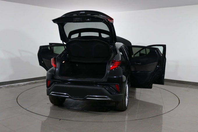 2025 Toyota C-hr