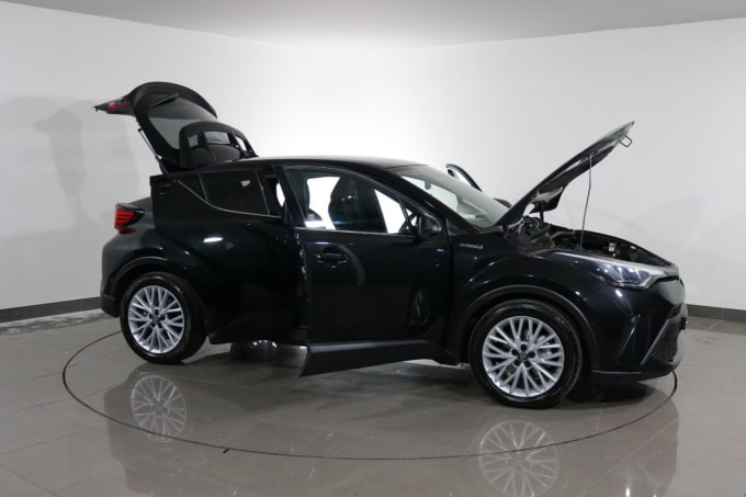 2025 Toyota C-hr