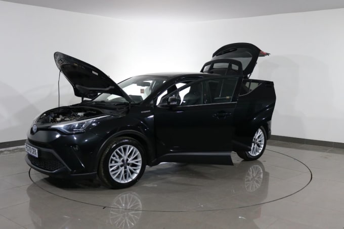 2025 Toyota C-hr