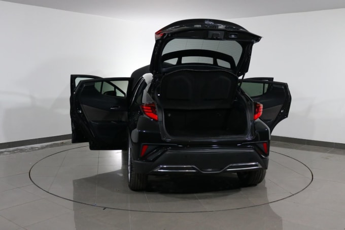 2025 Toyota C-hr