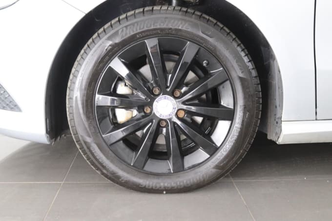 2025 Mercedes-benz A-class