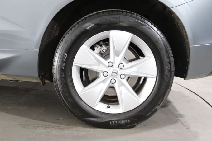 2025 Volvo Xc60