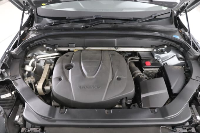 2025 Volvo Xc60