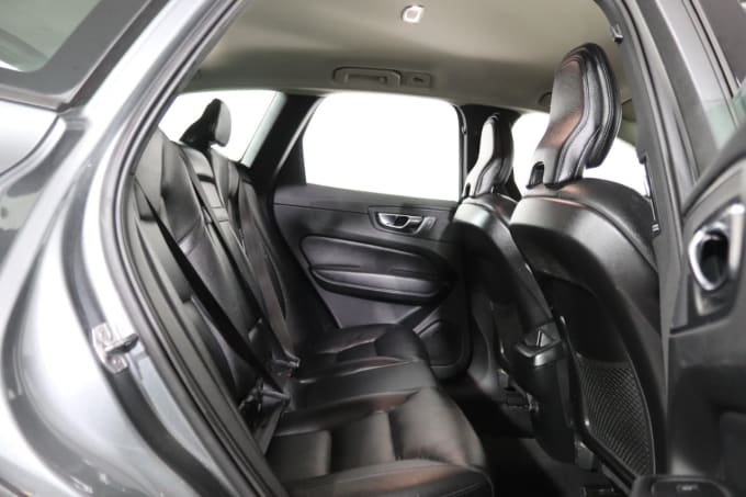 2025 Volvo Xc60