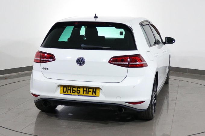 2025 Volkswagen Golf