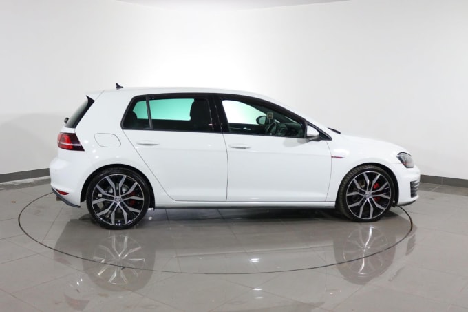 2025 Volkswagen Golf