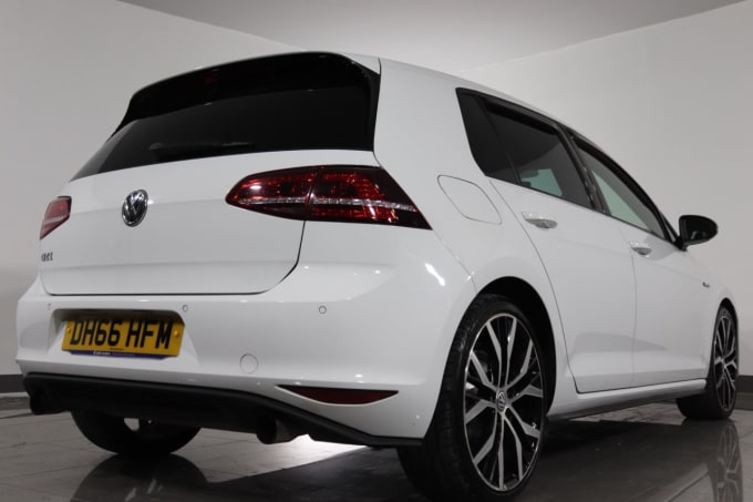 2025 Volkswagen Golf