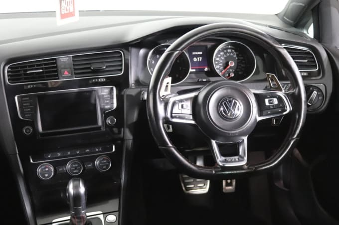 2025 Volkswagen Golf