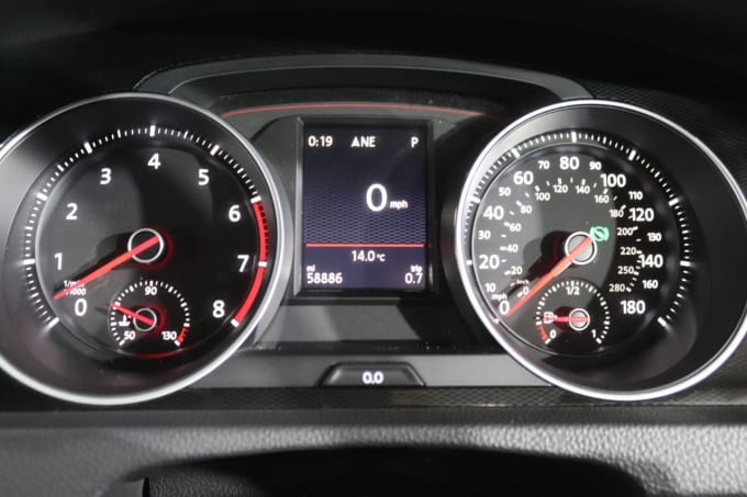 2025 Volkswagen Golf