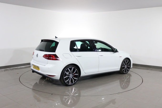 2025 Volkswagen Golf