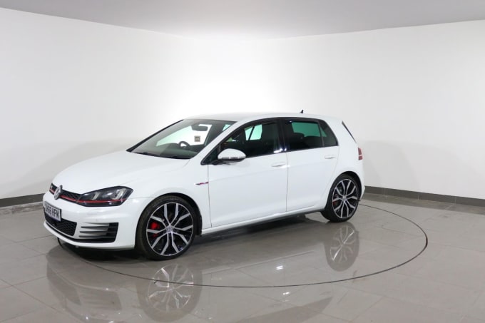 2025 Volkswagen Golf
