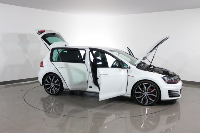 2025 Volkswagen Golf