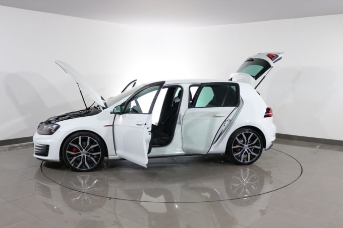 2025 Volkswagen Golf
