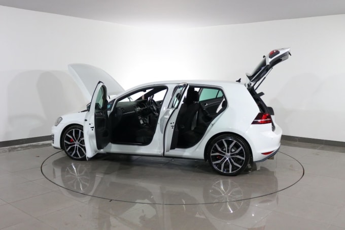 2025 Volkswagen Golf