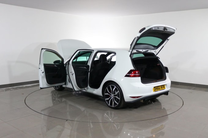 2025 Volkswagen Golf