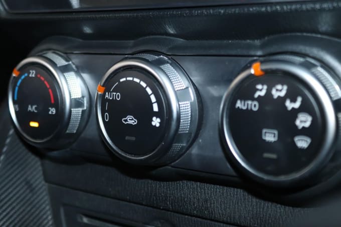 2025 Mazda Mazda2