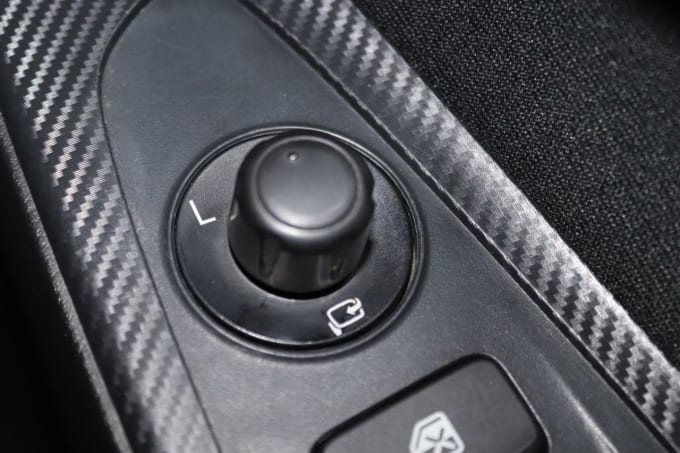2025 Mazda Mazda2