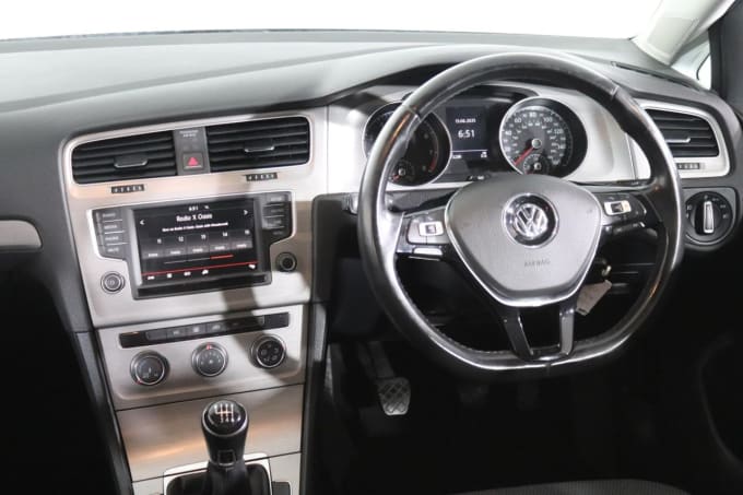 2025 Volkswagen Golf