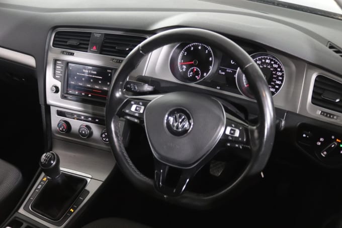 2025 Volkswagen Golf