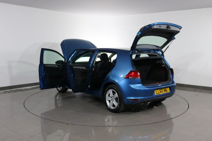 2025 Volkswagen Golf