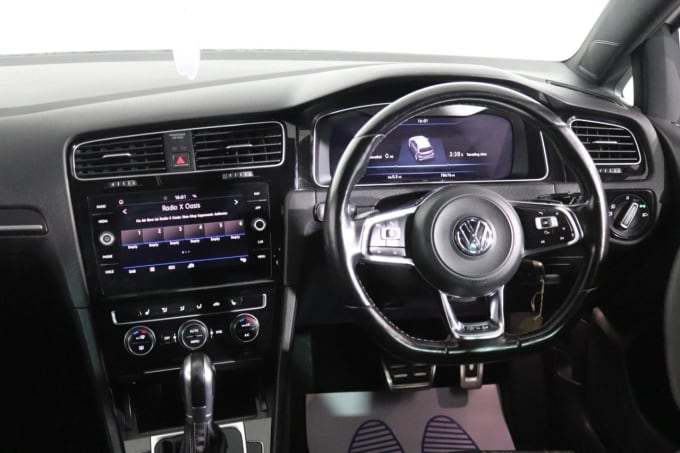 2025 Volkswagen Golf