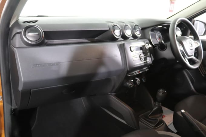 2025 Dacia Duster