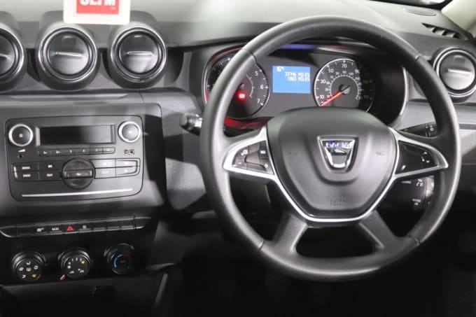 2025 Dacia Duster