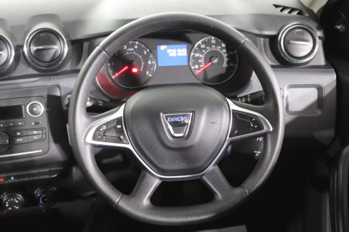 2025 Dacia Duster