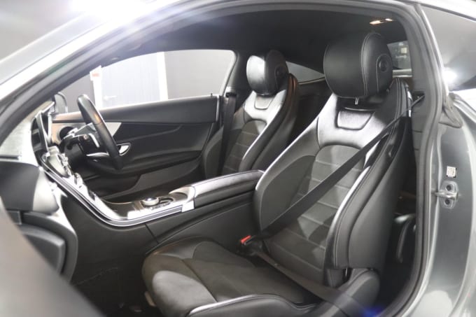 2025 Mercedes-benz C-class