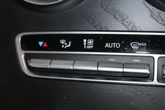 2025 Mercedes-benz C-class
