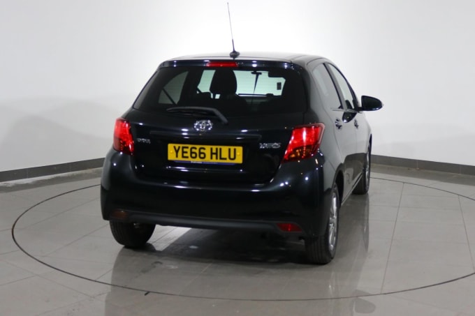 2025 Toyota Yaris