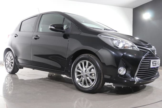 2025 Toyota Yaris