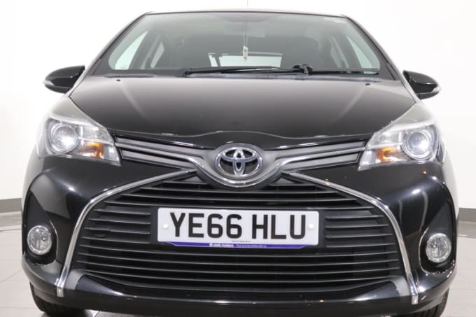 2025 Toyota Yaris