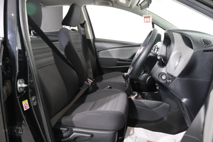 2025 Toyota Yaris