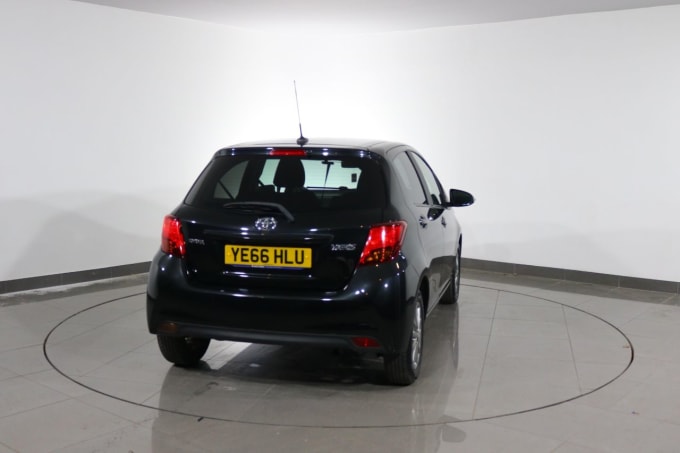 2025 Toyota Yaris