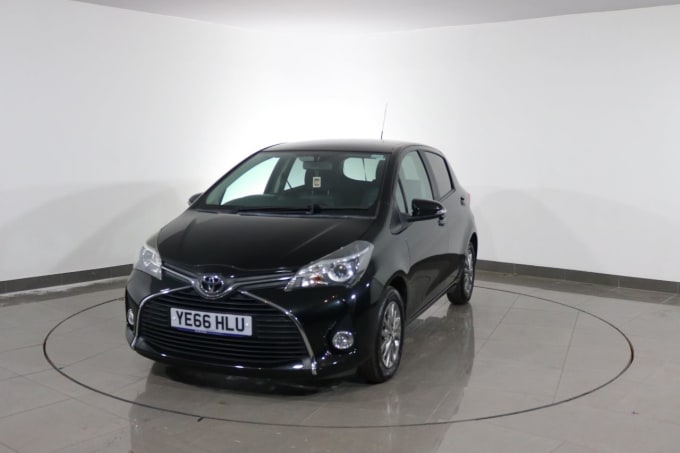2025 Toyota Yaris