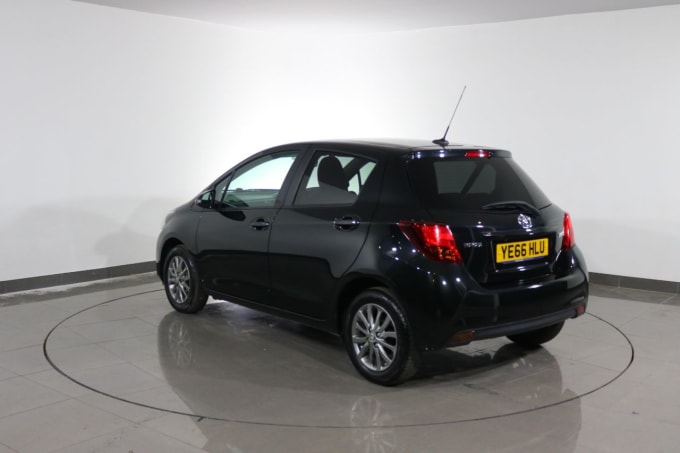 2025 Toyota Yaris
